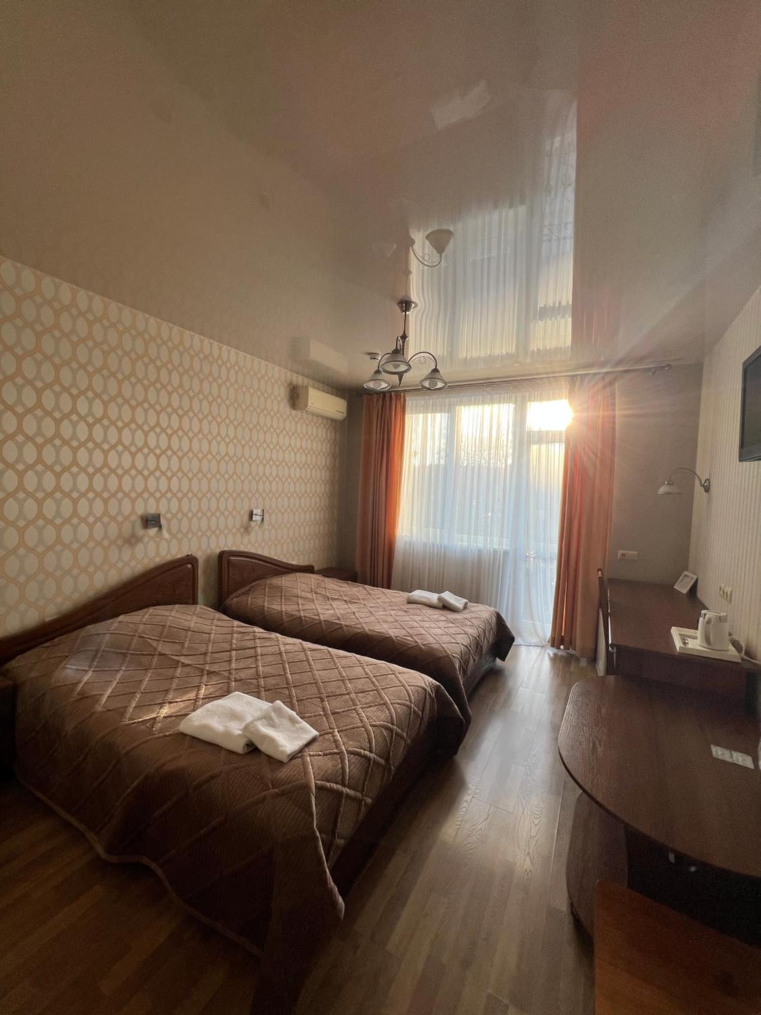 Готель Парк Morșîn Exterior foto