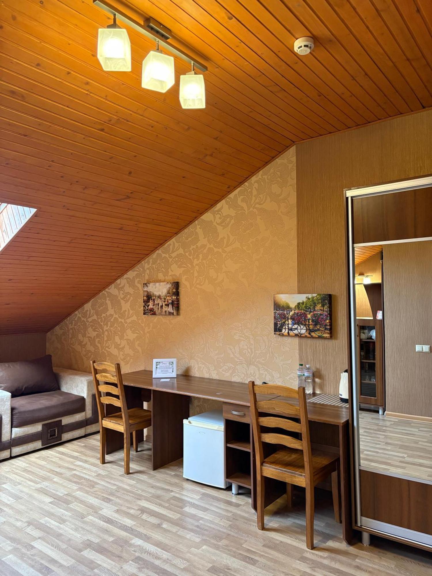 Готель Парк Morșîn Exterior foto